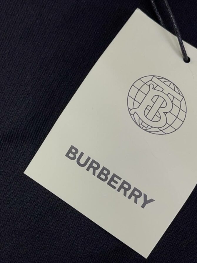 Футболка Burberry — изображение 9