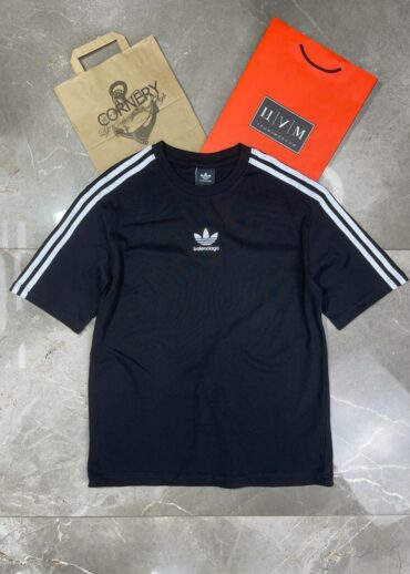 Футболка Balenciaga x Adidas