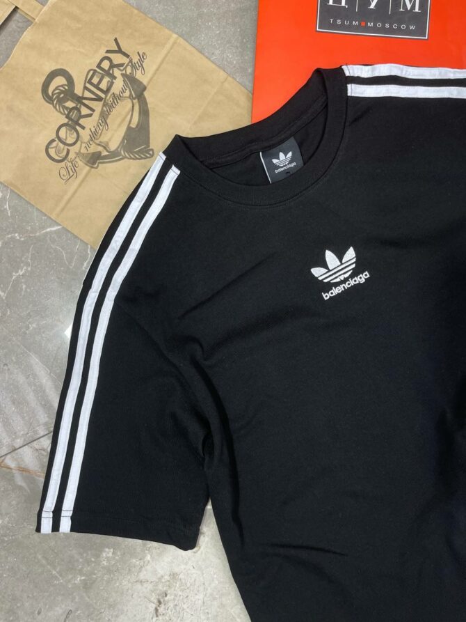 Футболка Balenciaga x Adidas — изображение 3