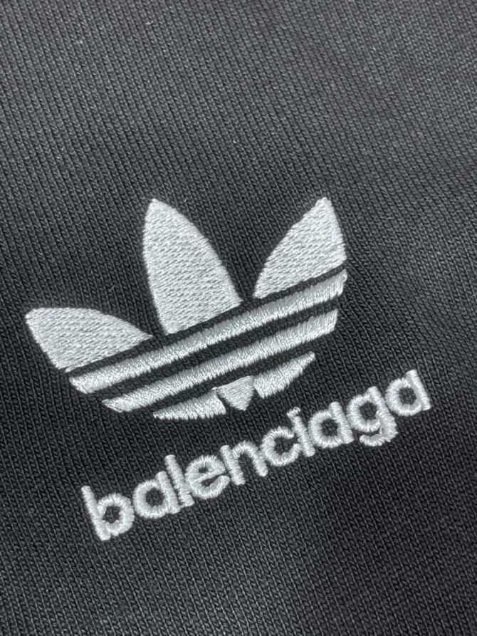 Футболка Balenciaga x Adidas — изображение 8