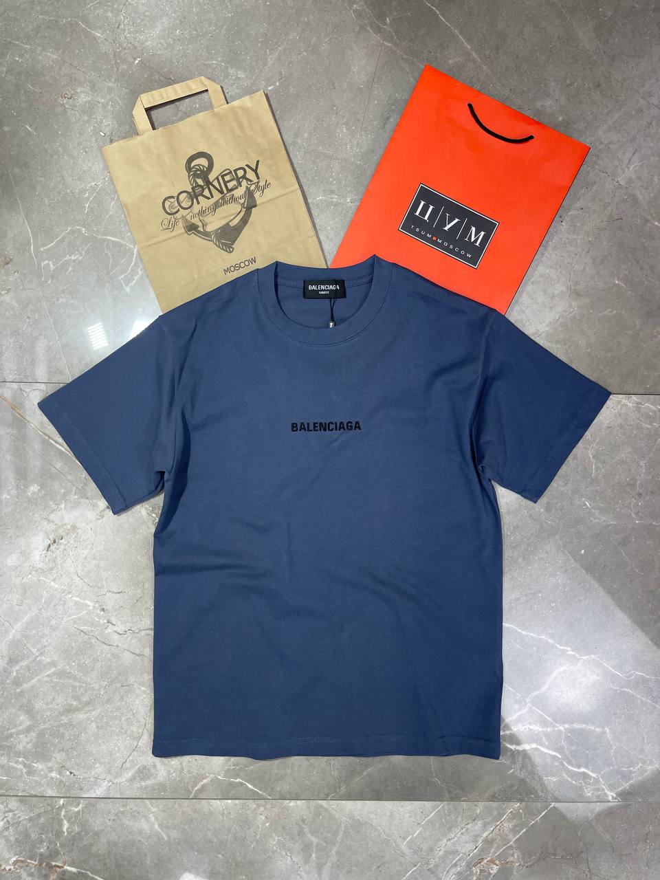 Футболка Balenciaga — фото 1