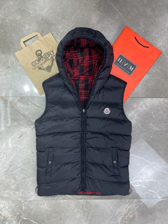 Жилет Moncler