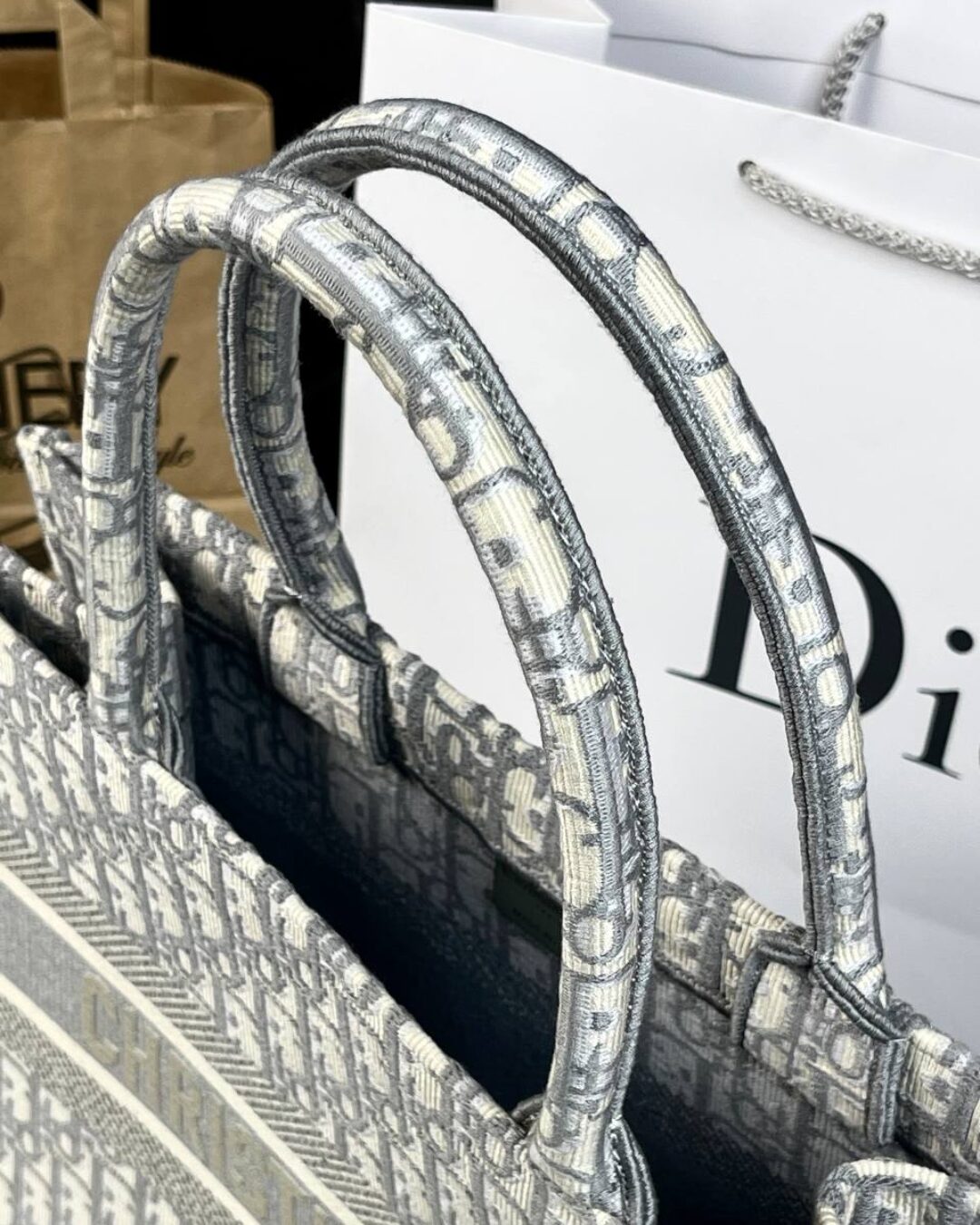 Сумка Dior Book Tote — изображение 3