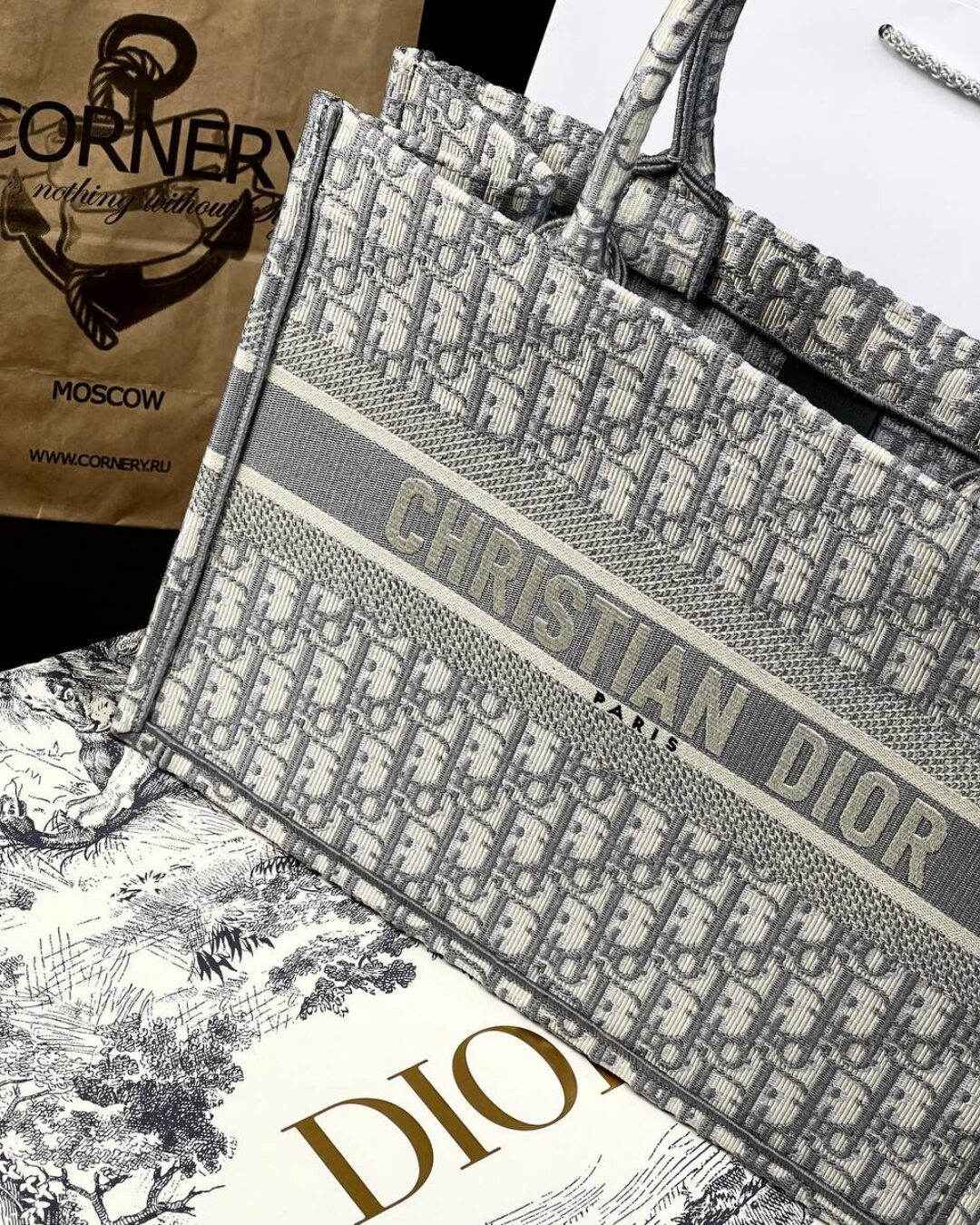 Сумка Dior Book Tote — изображение 6