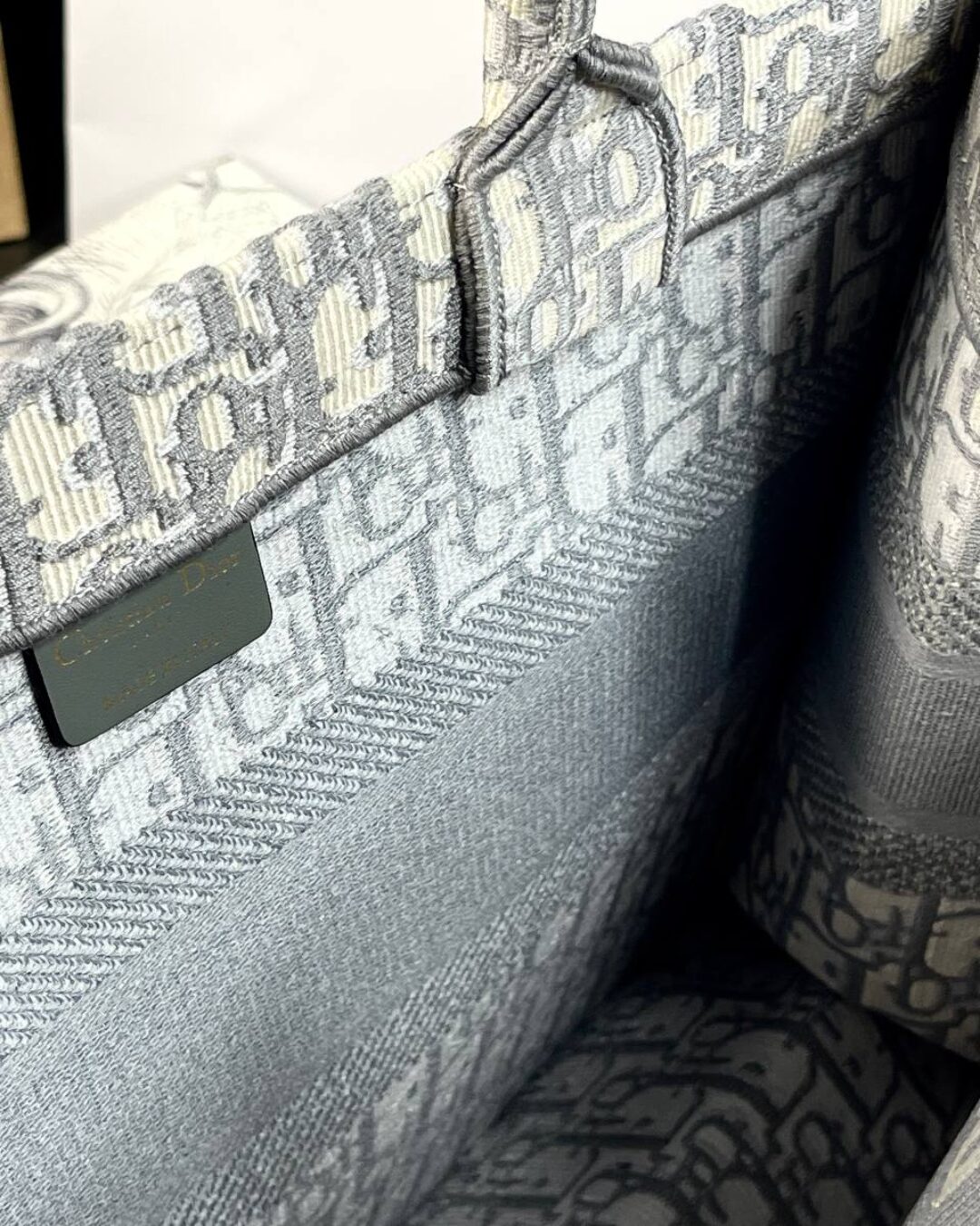 Сумка Dior Book Tote — изображение 8