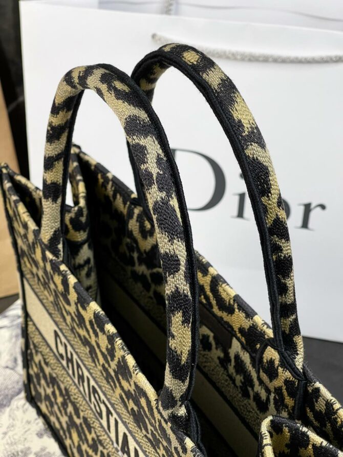 Сумка Dior Book Tote — изображение 9