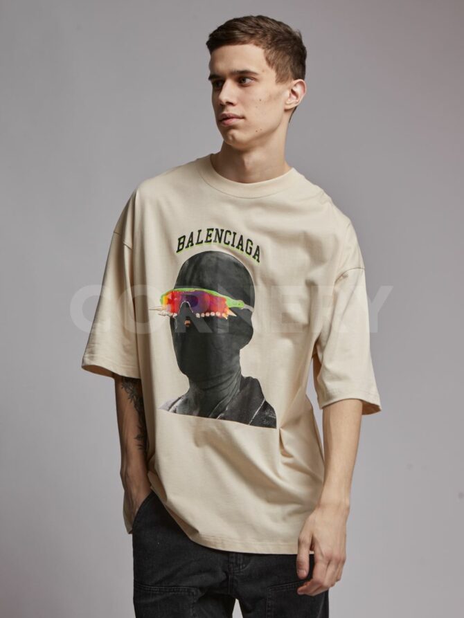 Футболка Balenciaga
