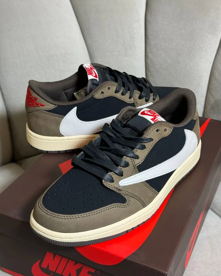 Кеды Travis Scott x Air Jordan 1 Low Mocha S — фото 3