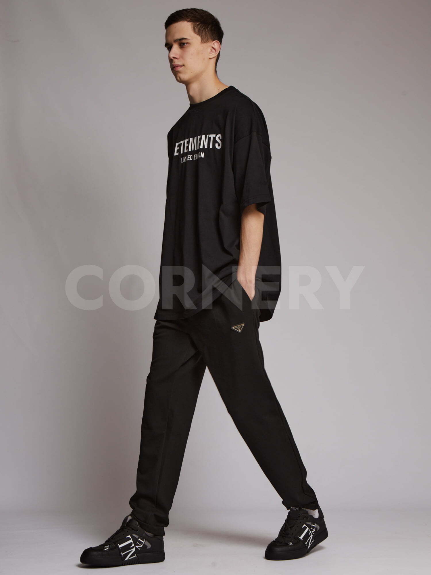 Футболка Vetements Logo — фото 8