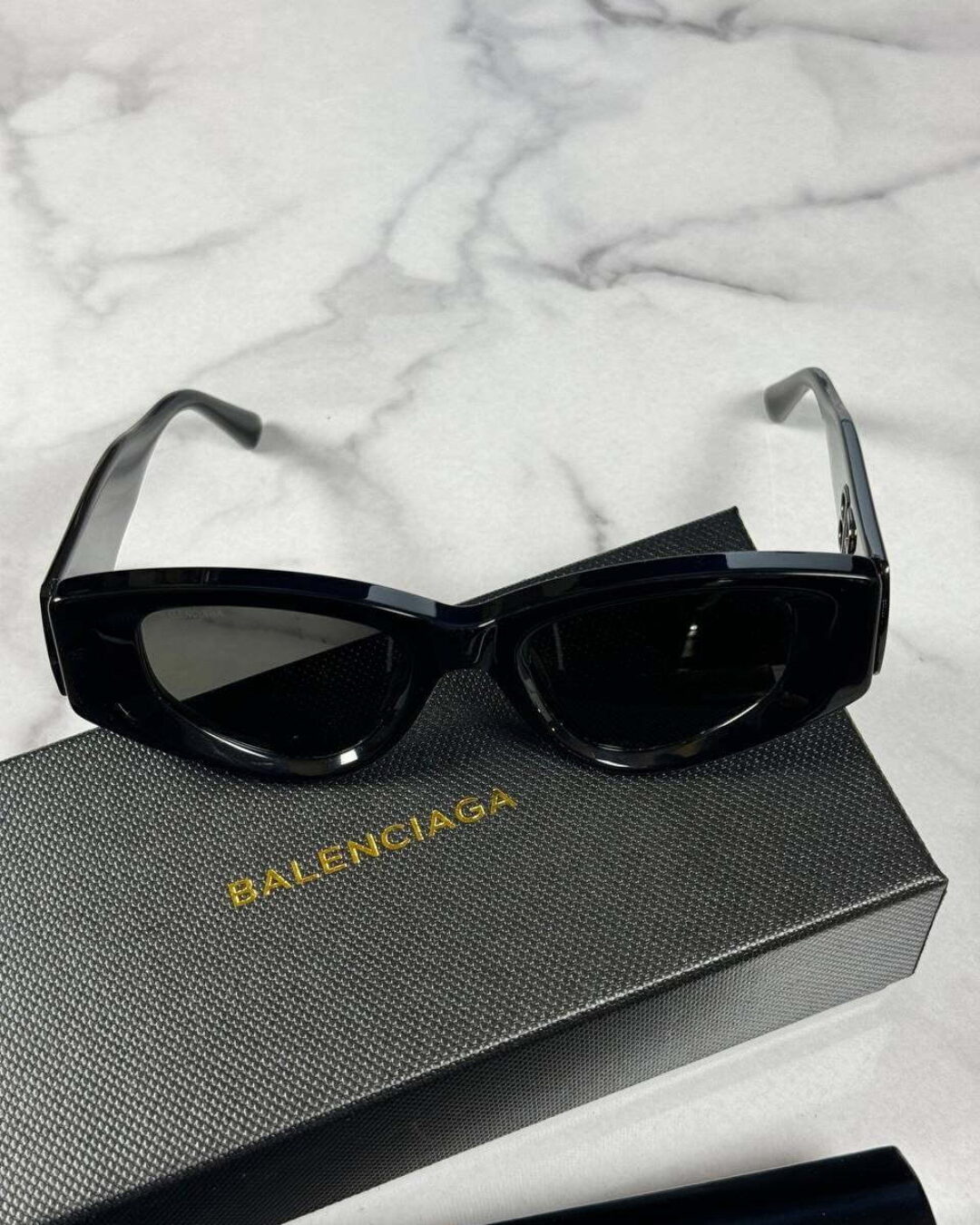 Очки Balenciaga — изображение 4