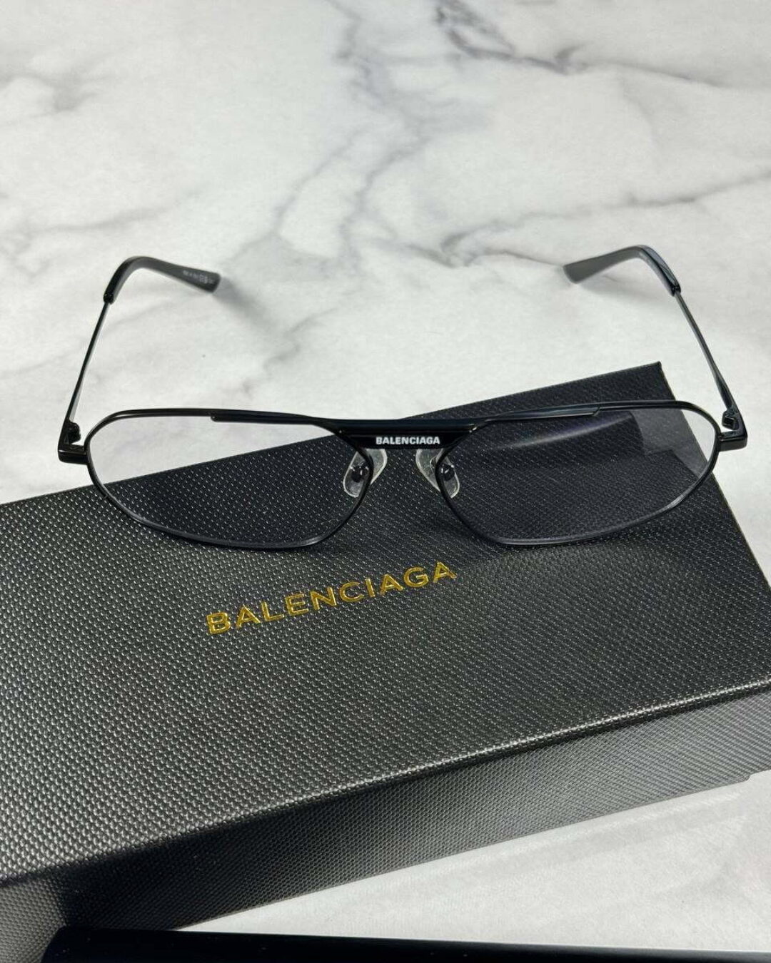 Очки Balenciaga — изображение 3