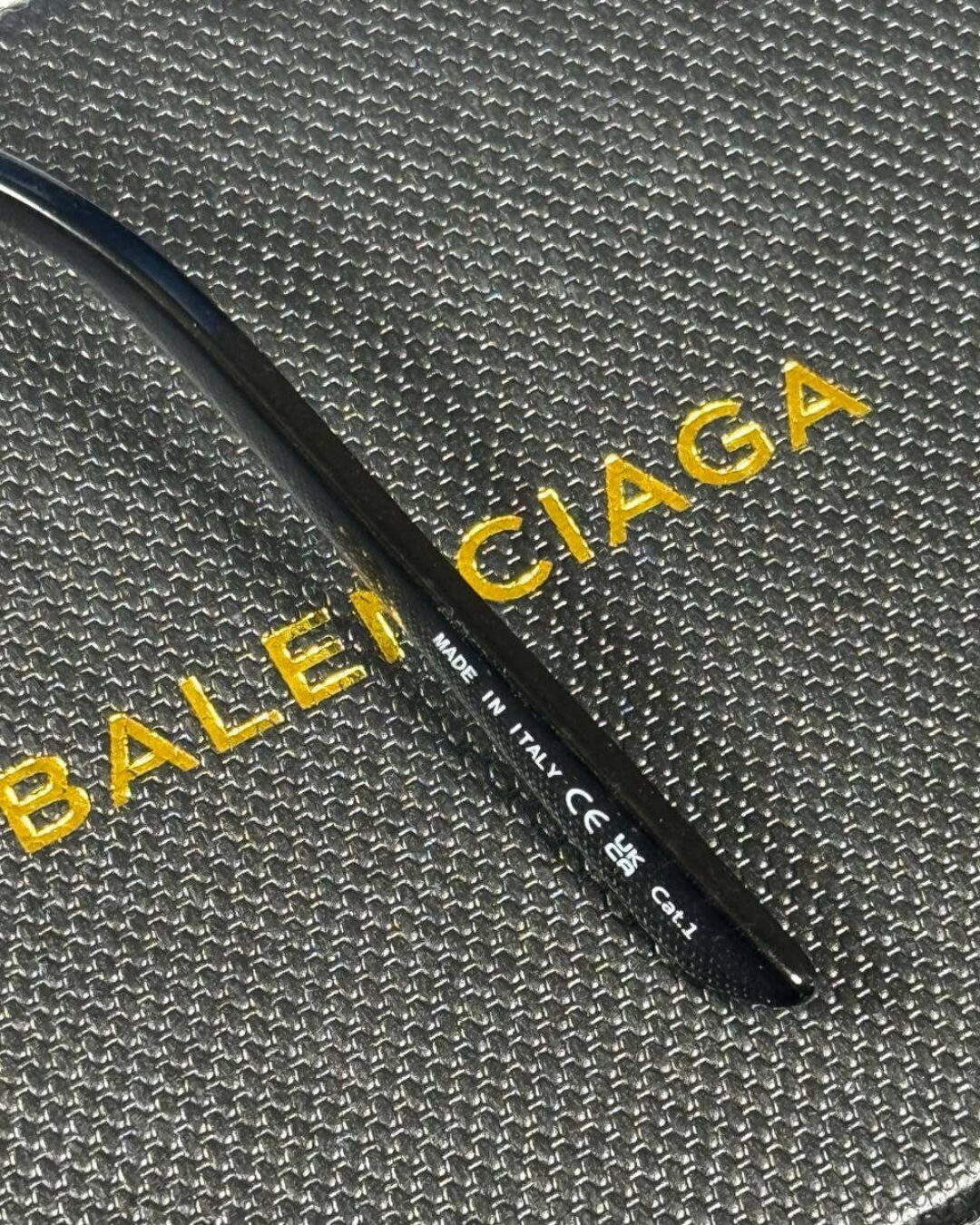 Очки Balenciaga — изображение 6