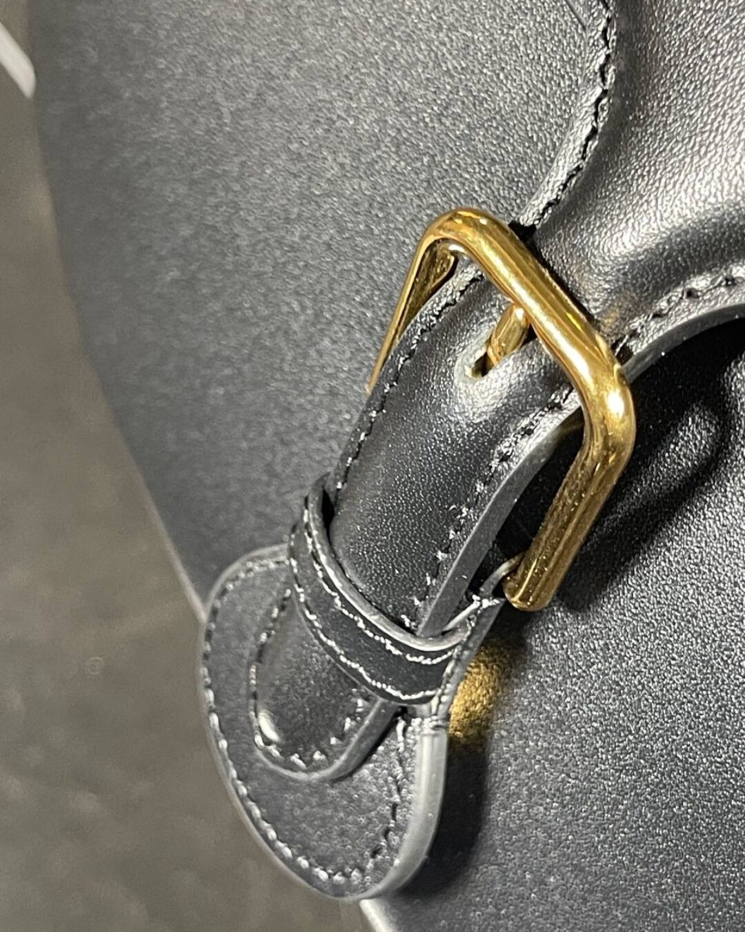 Сумка Dior Bobby Premium — изображение 9