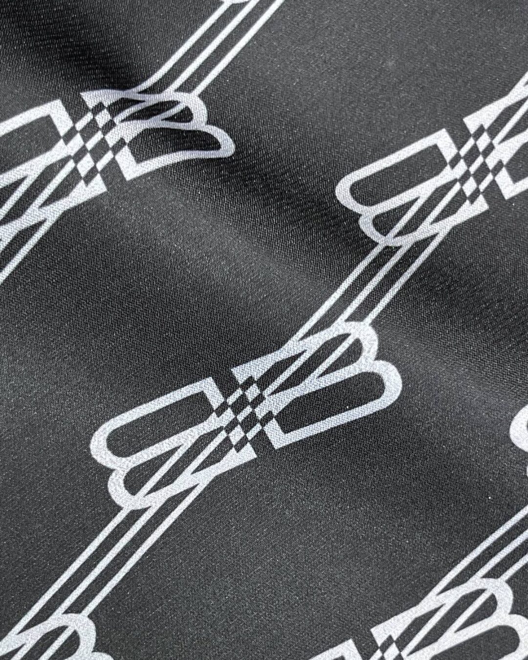 Шорты Balenciaga — изображение 7
