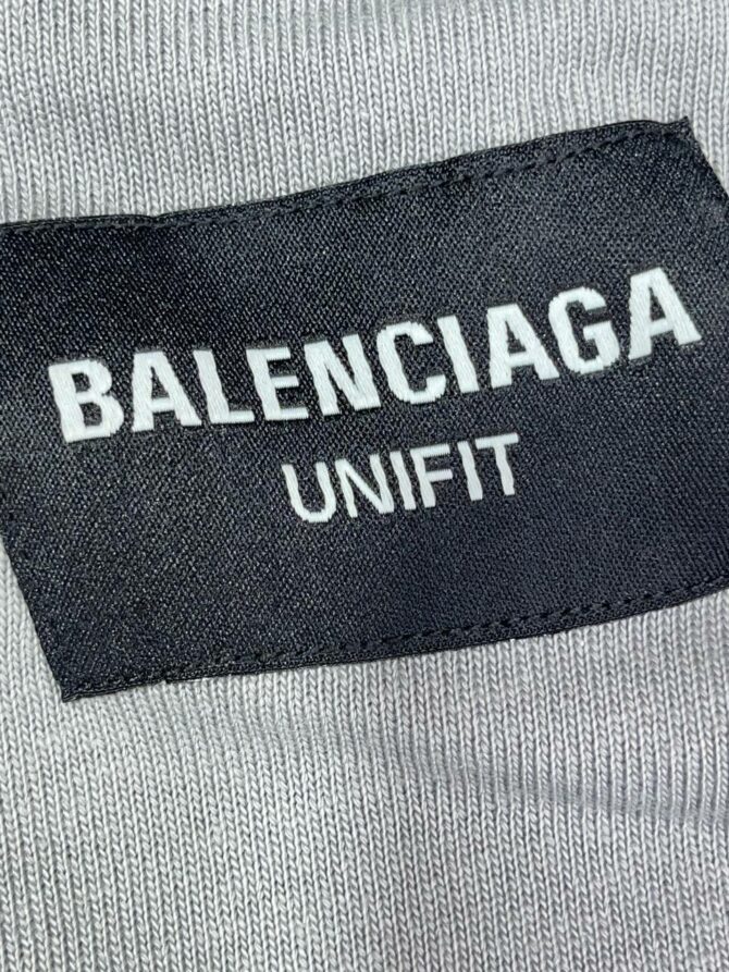 Футболка Balenciaga — изображение 6