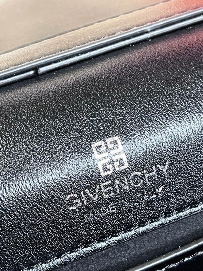 Сумка Givenchy 4G small — изображение 7