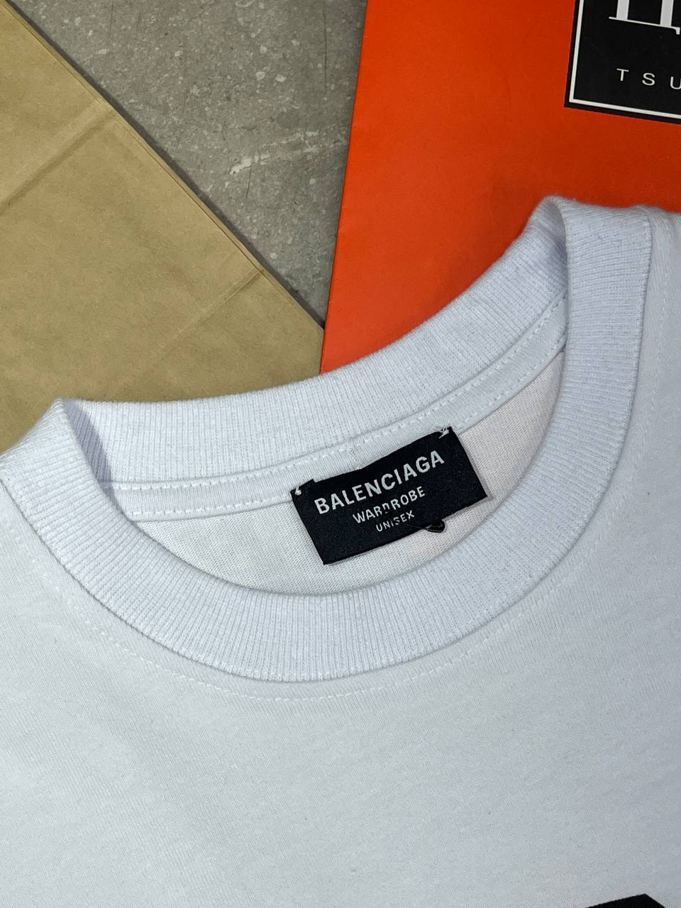 Футболка Balenciaga — фото 8