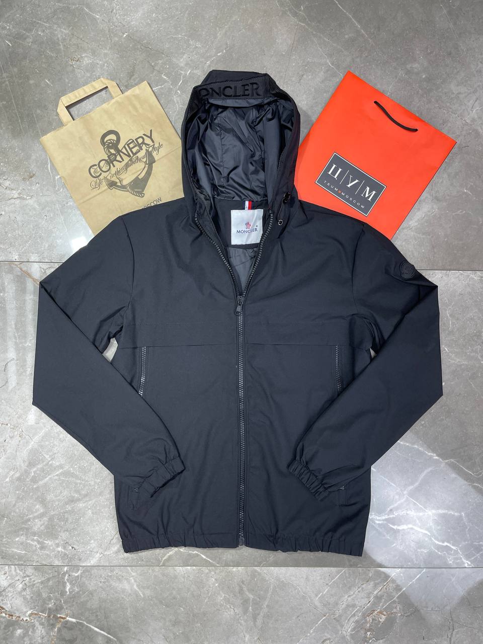 Ветровка Moncler