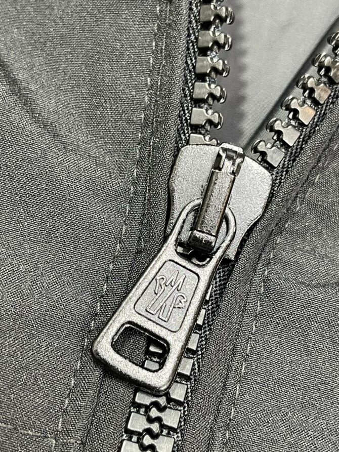 Ветровка Moncler — изображение 4