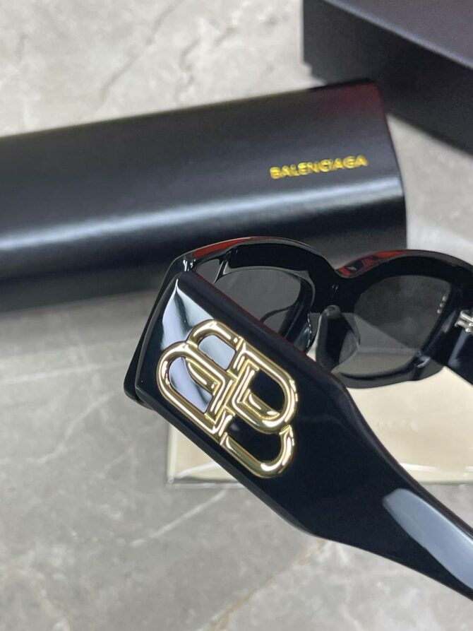 Очки Balenciaga — изображение 2