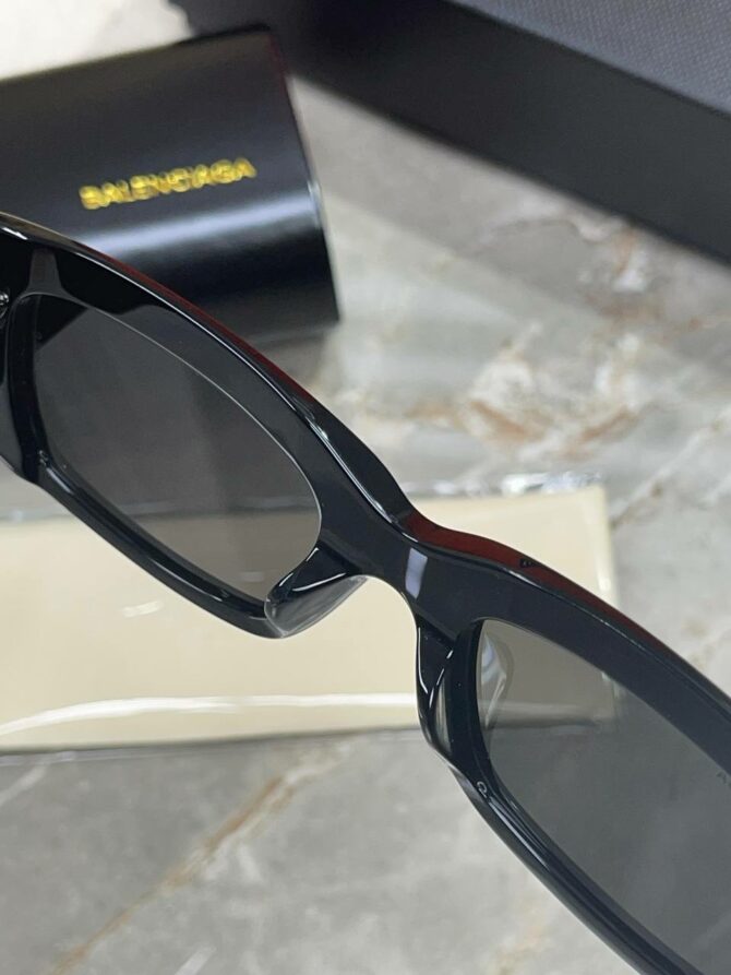 Очки Balenciaga — изображение 4