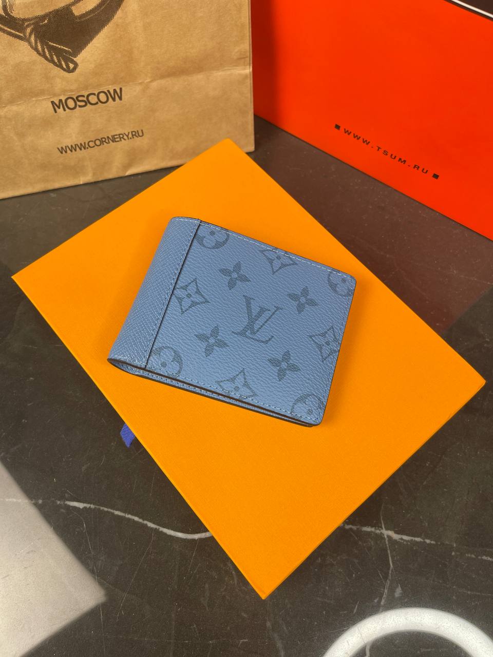 Кошелёк Louis Vuitton — фото 1