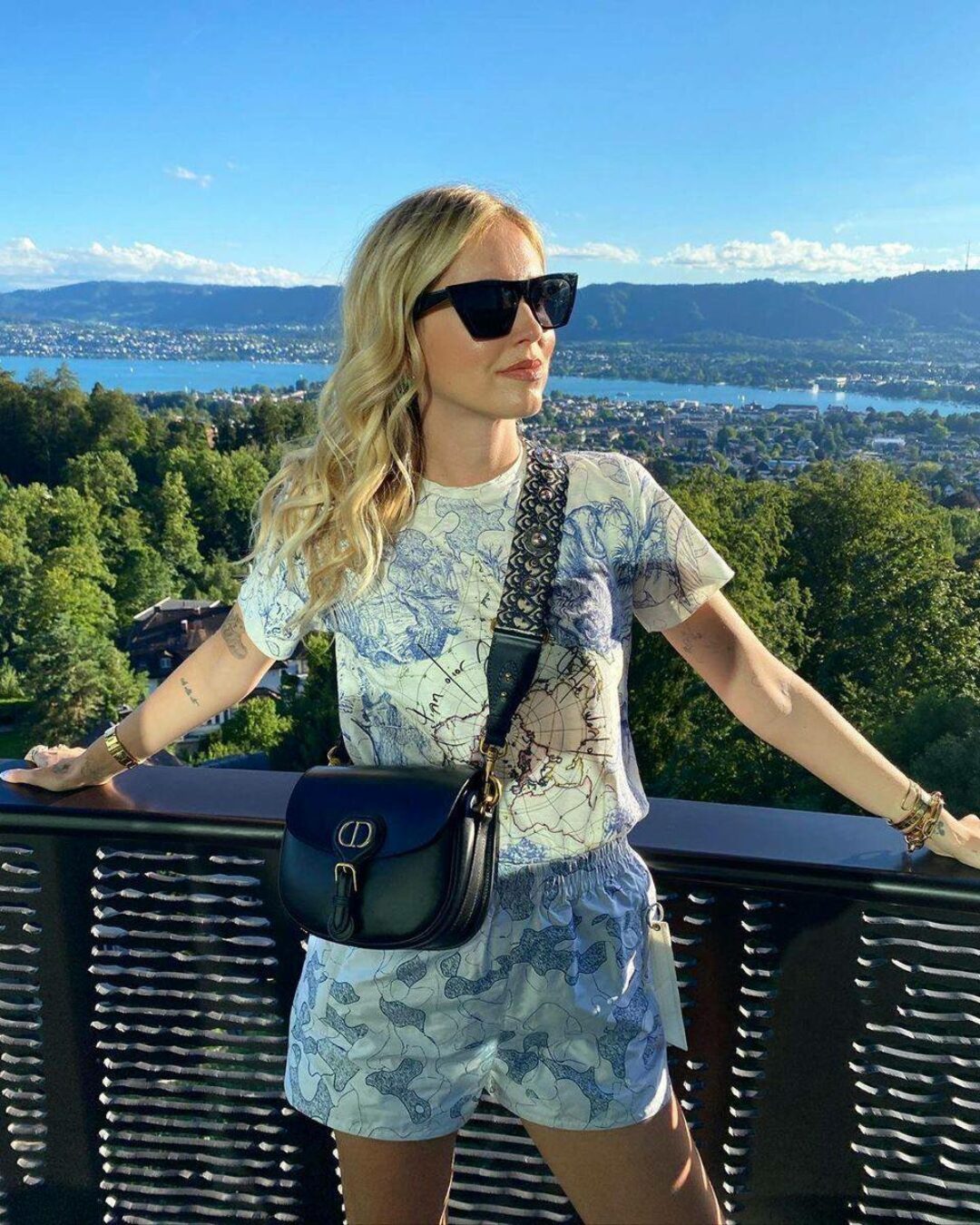 Сумка Dior Bobby Premium — изображение 2