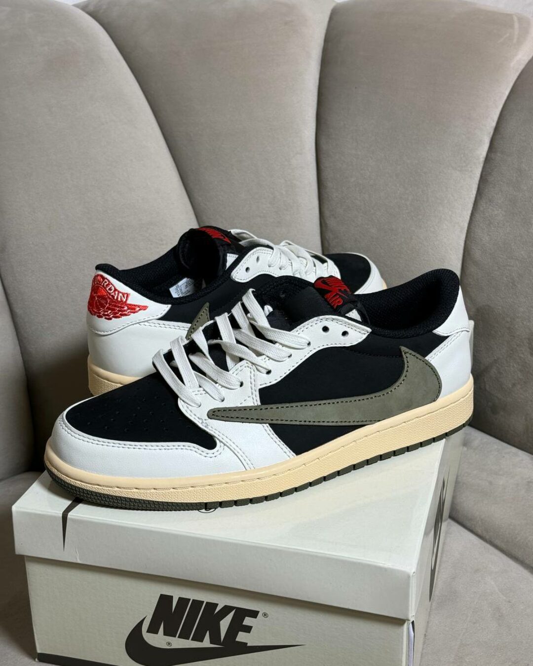 Кеды Travis Scott X Air Jordan 1 Retro Low OG Olive — изображение 2