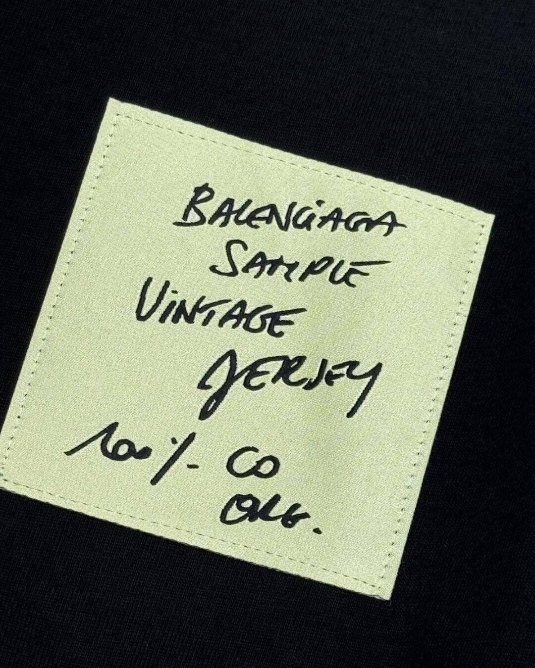Футболка Balenciaga — изображение 7