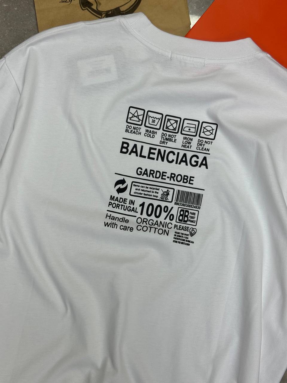 Футболка Balenciaga — фото 11