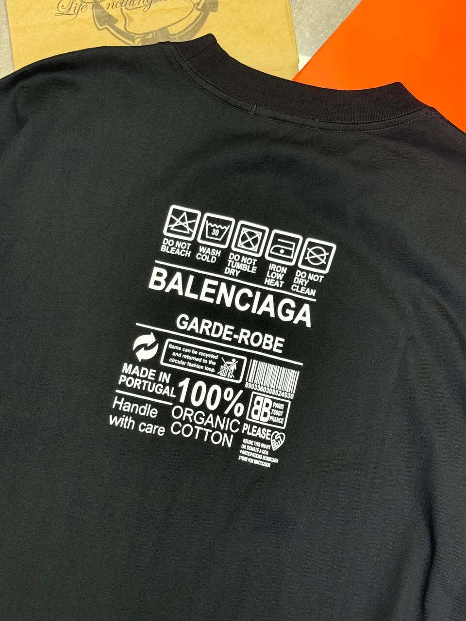 Футболка Balenciaga — фото 10