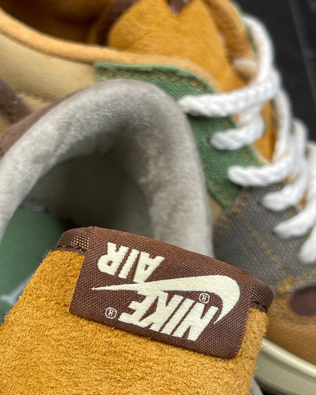 Кеды Nike Zion Williamson X Air Jordan 1 Retro Low OG Voodoo — изображение 9