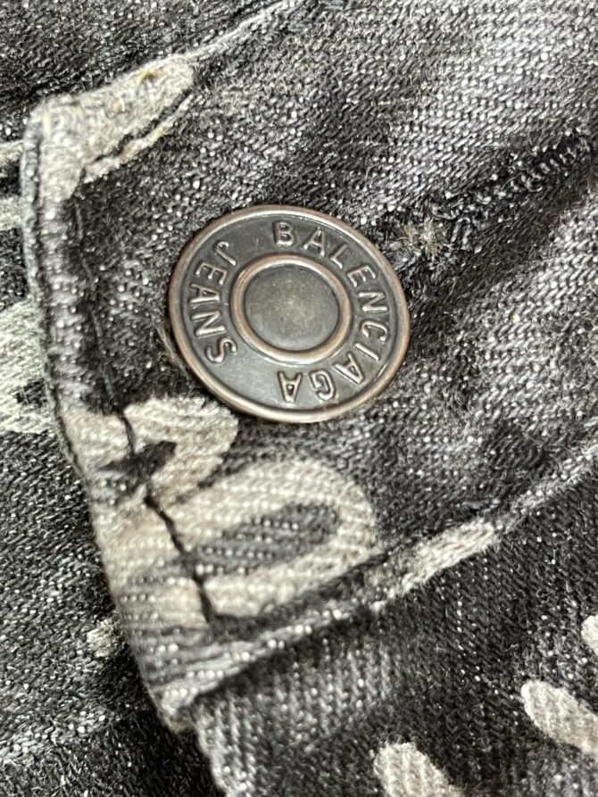 Джинсы Balenciaga — изображение 8