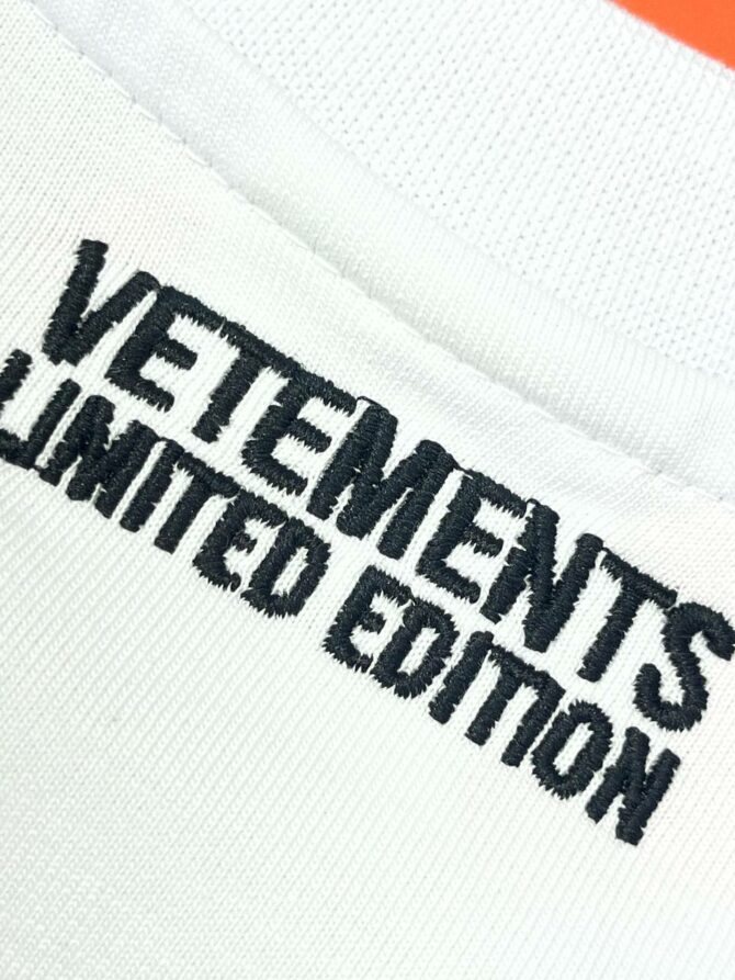 Футболка Vetements — изображение 5