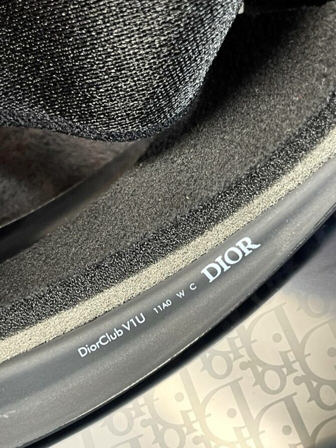 Солнцезащитный козырек Dior — изображение 3