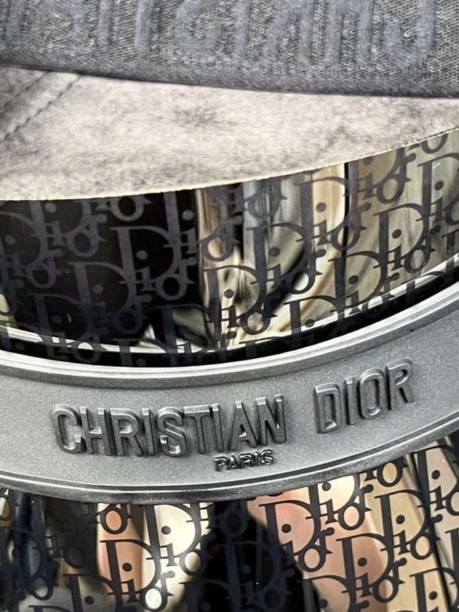 Солнцезащитный козырек Dior — изображение 6