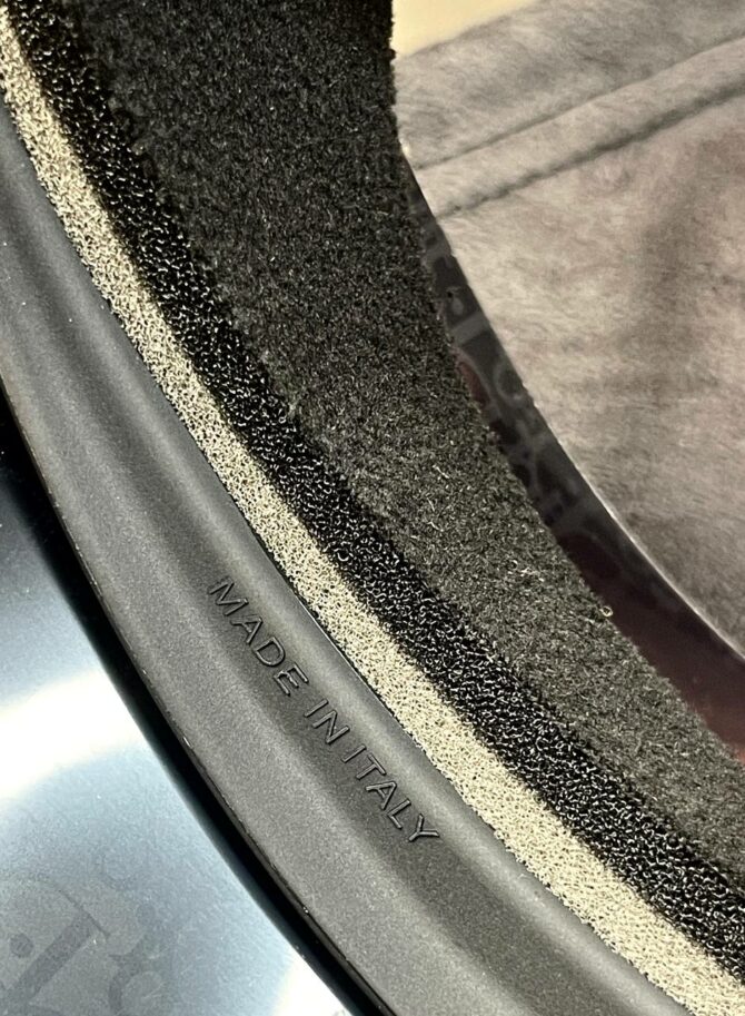 Солнцезащитный козырек Dior — изображение 8