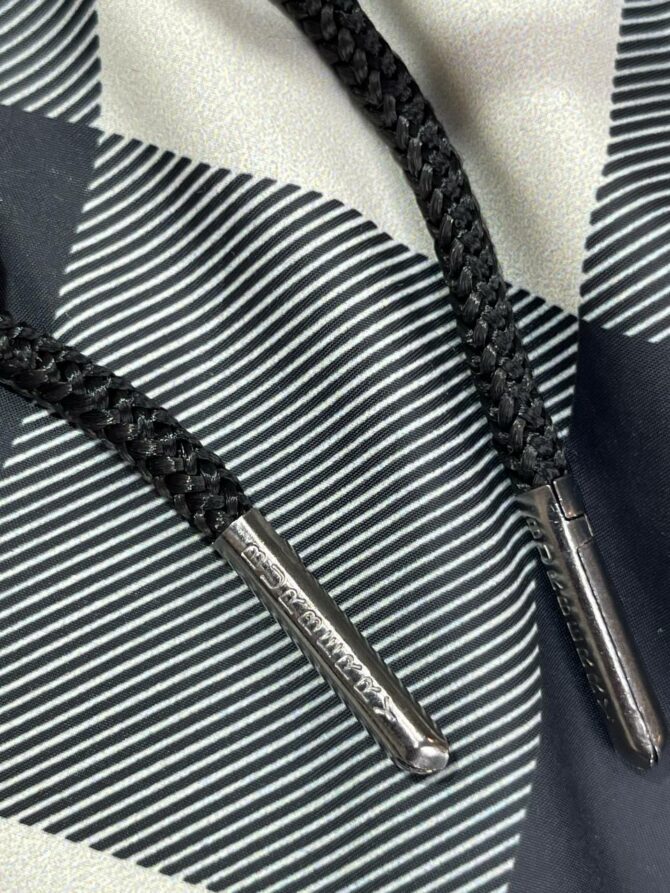 Шорты Burberry — изображение 9