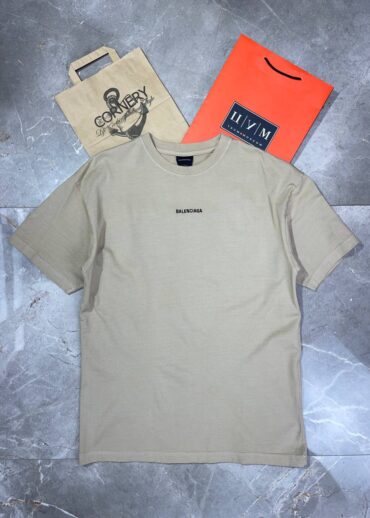 Футболка Balenciaga