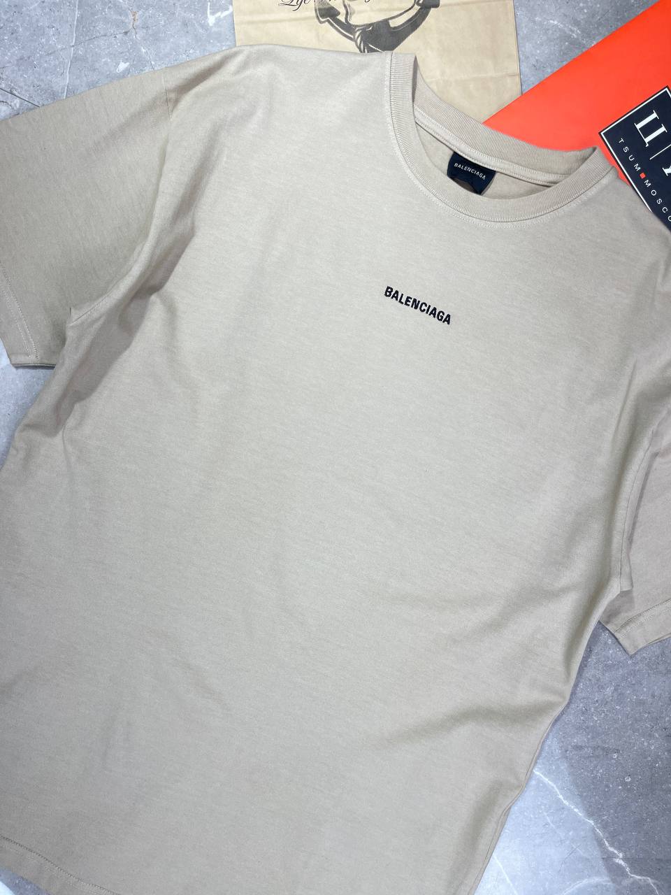 Футболка Balenciaga — фото 6