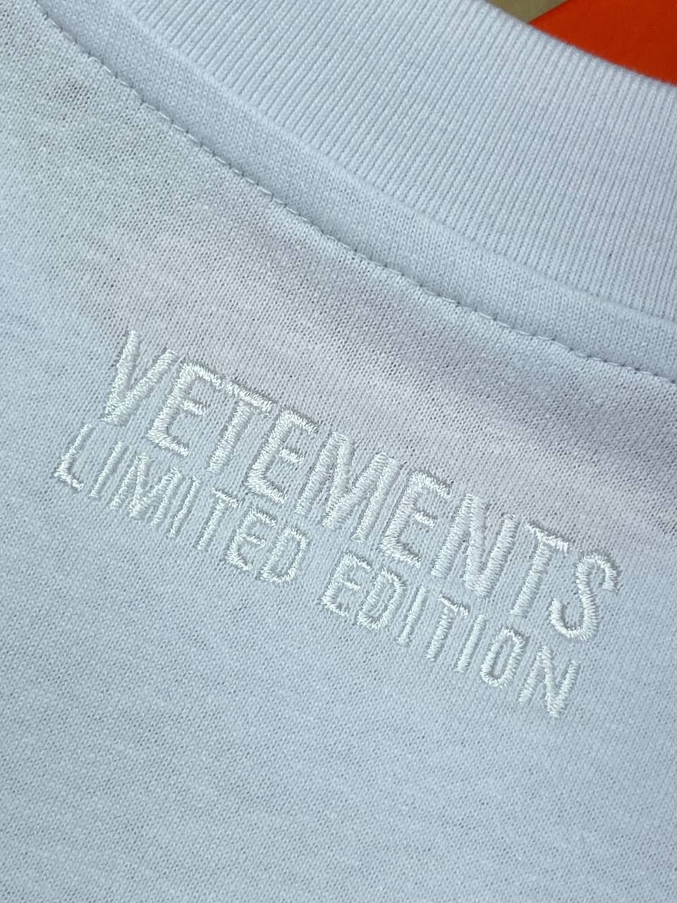 Футболка Vetements Logo — фото 9