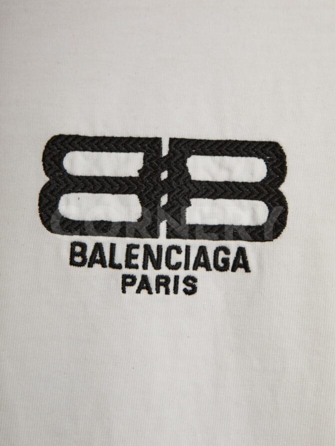 Футболка Balenciaga — изображение 9