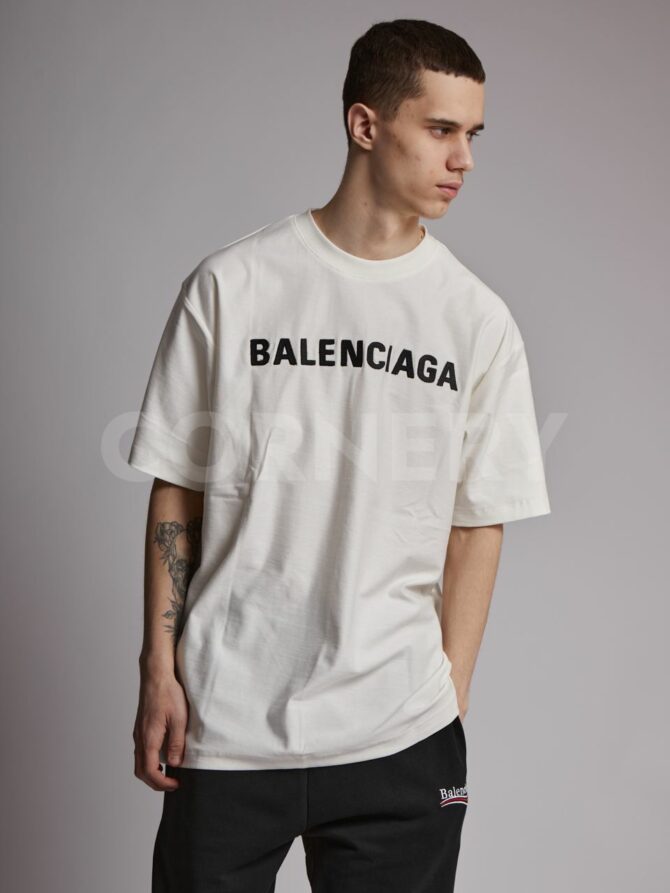 Футболка Balenciaga — изображение 3