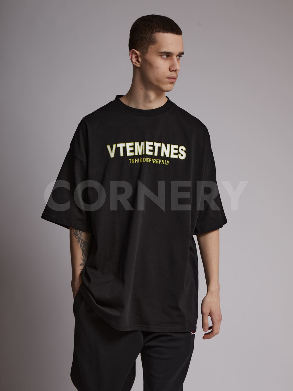 Футболка Vetements Think Dieftrefnly — фото 7