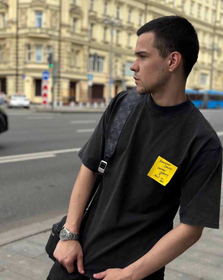Футболка Balenciaga S25 — фото 1
