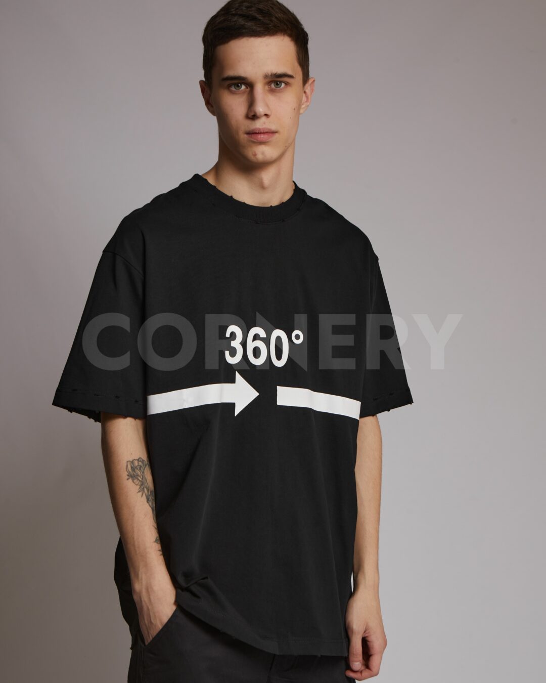 Футболка Balenciaga — изображение 5