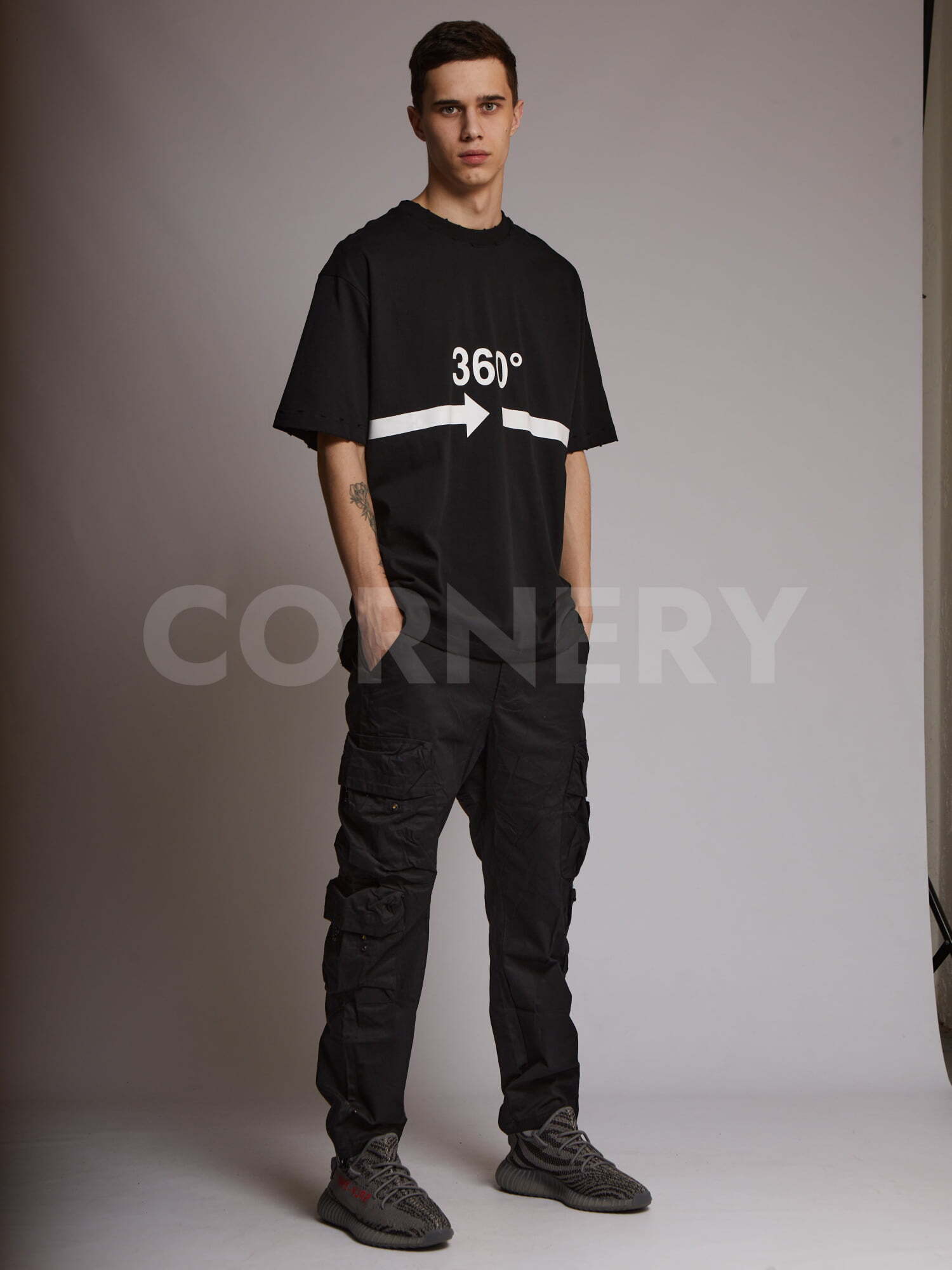 Футболка Balenciaga — фото 7