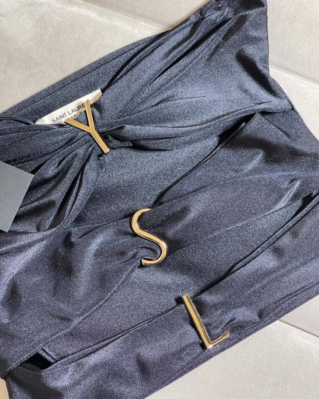 Топ Yves Saint Laurent (дисконт) — изображение 8