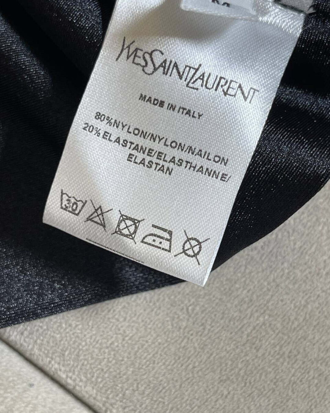 Топ Yves Saint Laurent (дисконт) — изображение 10