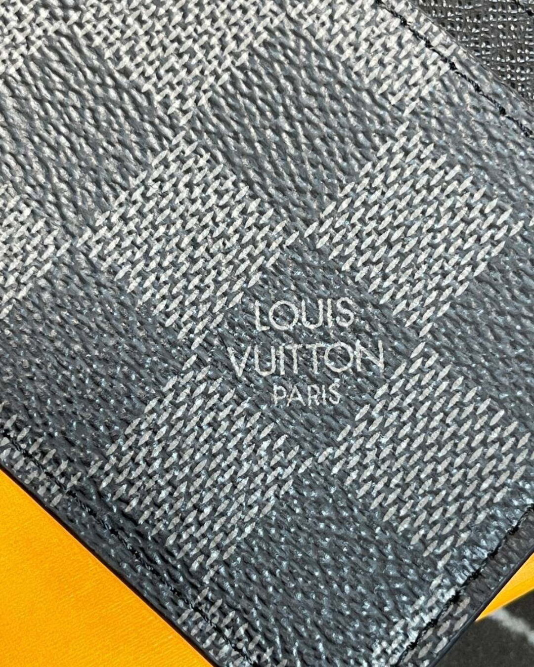 Картхолдер Louis Vuitton — изображение 3